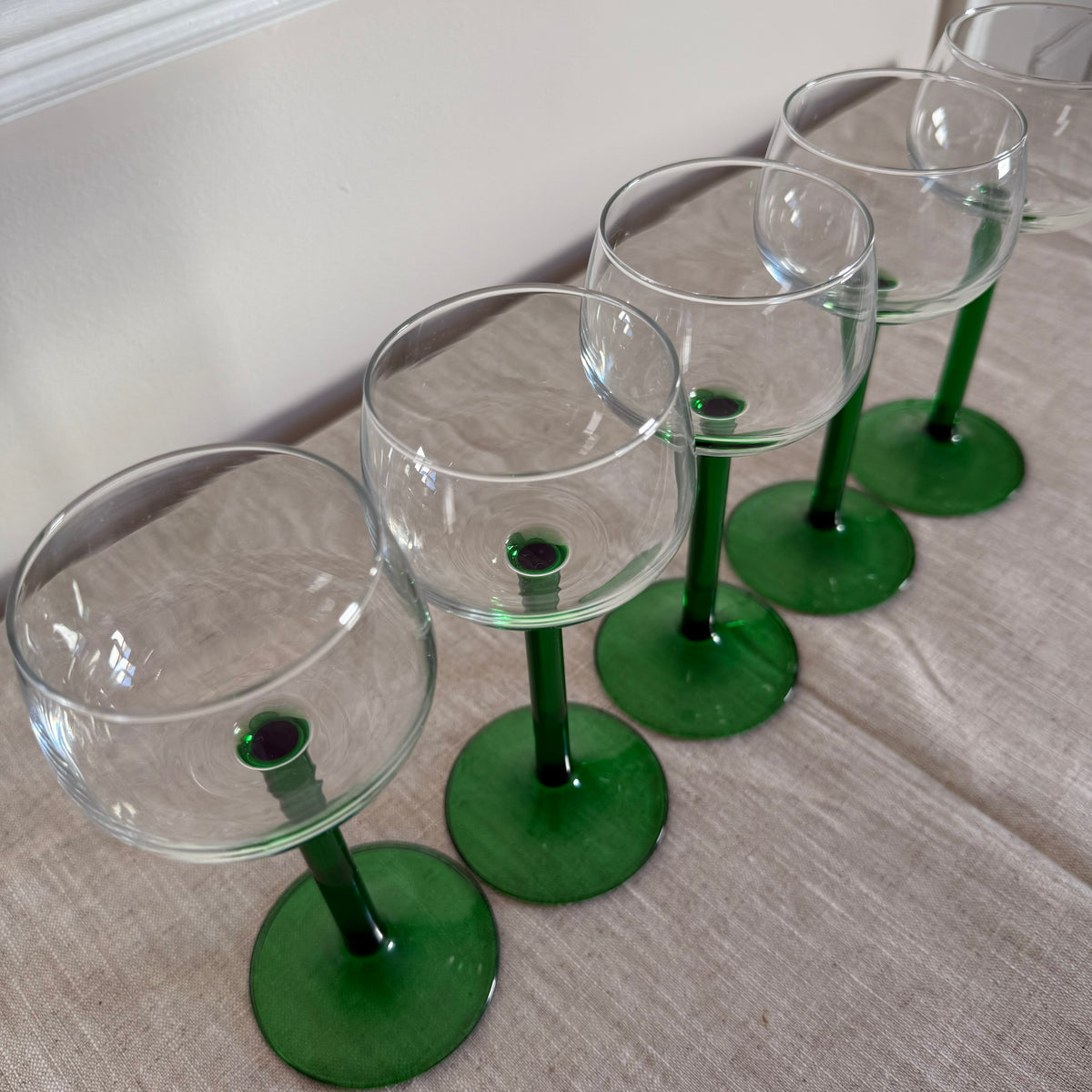 Emerald Green Stemmed Glasses - Set of 5