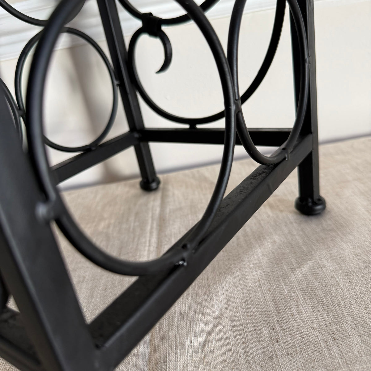 Arched Scrollwork Wine Rack